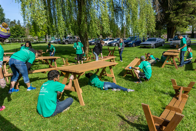 Puyallup benches