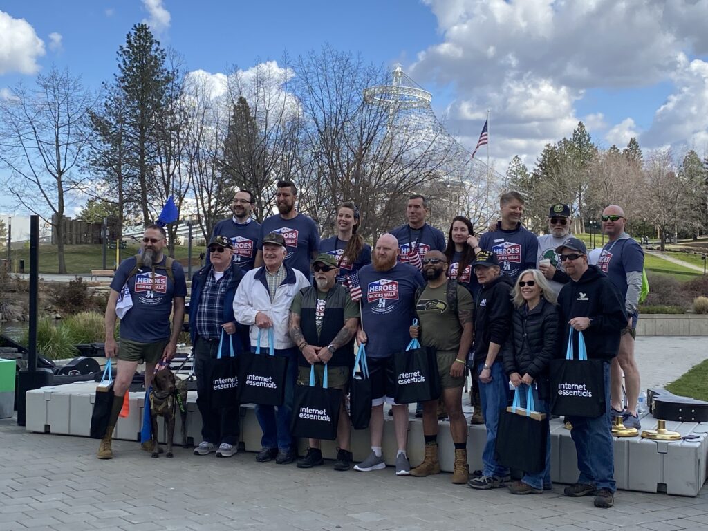 Veterans with laptops.