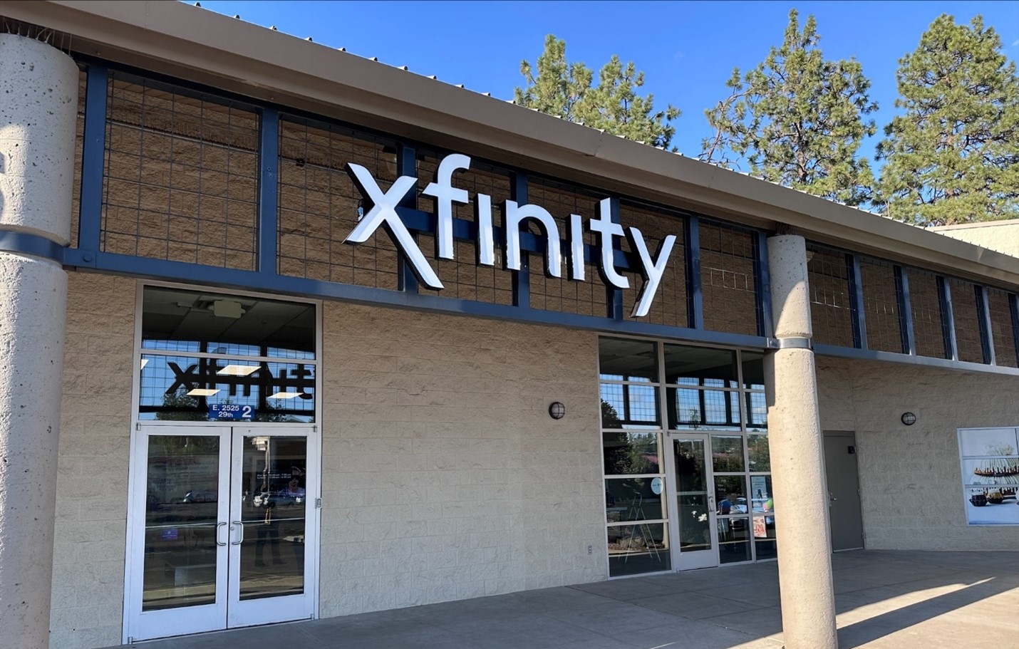 A photo of the outside of the new Spokane Xfinity store in Lincoln Heights.